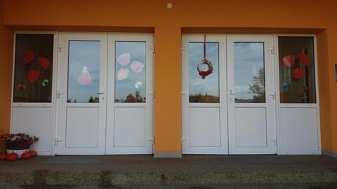 Krásná výzdoba i na dveřích